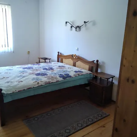 Poli Guest house
