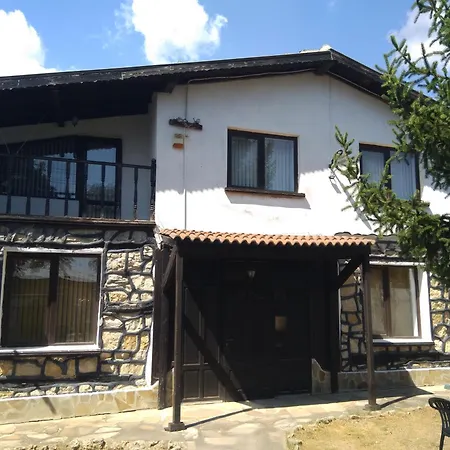Guest house Poli