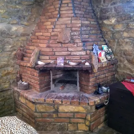 Poli Guest house