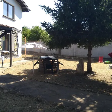 Poli * Levski (Varna)