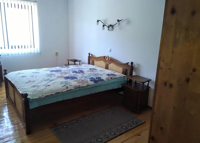 Poli Casa de hóspedes