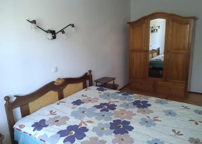 Poli Casa de hóspedes *