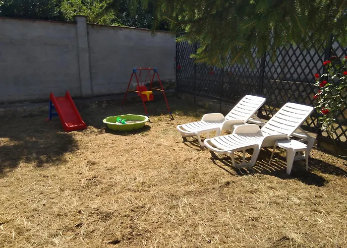 Poli Casa de hóspedes *